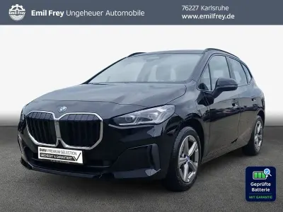 Gebraucht BMW 230e Active Tourer Sport Line 150 PS (110 kW) 2025 Schwarz uni Van / Kleinbus