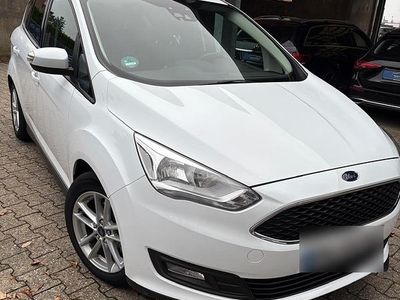 Weiß Gebraucht 2019 Ford C-MAX Van / Kleinbus | 8.999 € (Fairer Preis)