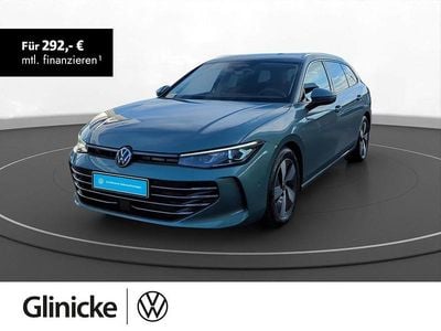 Gebraucht VW Passat IQ Drive 150 PS (110 kW) 2024 Maripositgrün met. Kombi