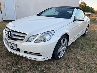 Mercedes E200
