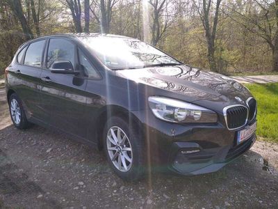 gebraucht BMW 216 Modell 2020 !