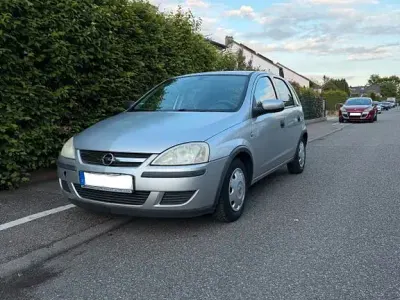 Gebraucht Opel Corsa 75 PS (55 kW) 2003 Silber Kleinwagen