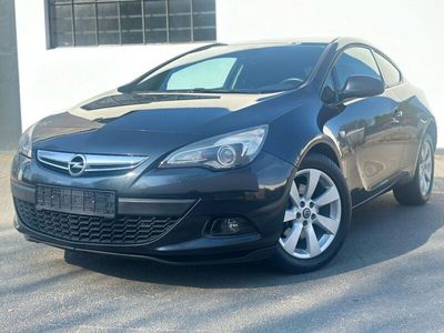 Opel Astra GTC