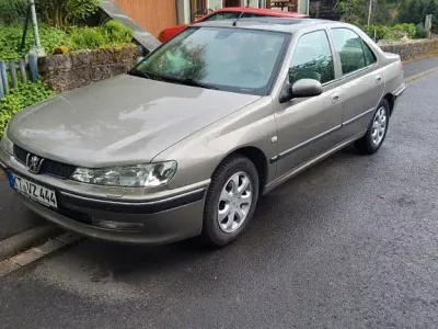 Occasion Peugeot 406 Premium 136 PK (100 kW) 2002 Goud Sedan