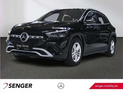Gebraucht Mercedes GLA200 163 PS (119 kW) 2024 Unilack nachtschwarz SUV