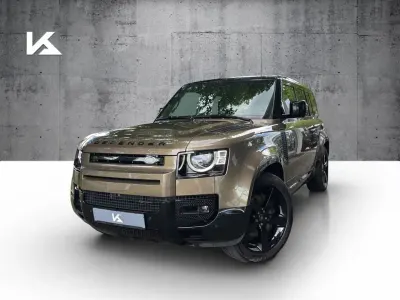 Gebraucht Land Rover Defender HSE Dynamic 300 PS (220 kW) 2023 Gold SUV