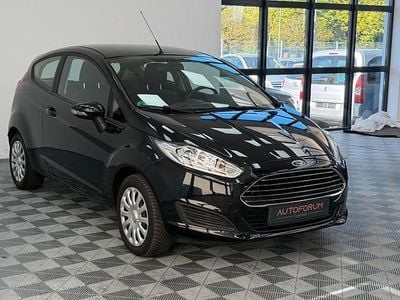 Usata Ford Fiesta Trend 60 CV (44 kW) 2015 Nero Utilitaria