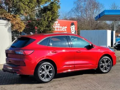 Gebraucht Ford Kuga ST-Line X 190 PS (139 kW) 2023 Rot SUV