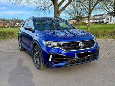 Second-hand VW T-Roc Beats 300 CP (220 kW) 2021 Albastru SUV