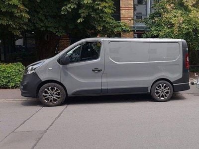 Second-hand Opel Vivaro 170 CP (125 kW) 2019 Gri Monovolum