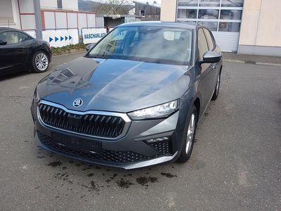 Neu Skoda Scala Selection 116 PS (85 kW) 2026 Grau Kleinwagen