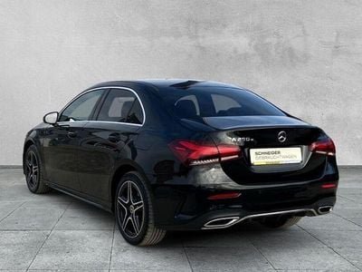 Second-hand Mercedes A250 AMG line 218 CP (160 kW) 2022 Negru Berlinǎ