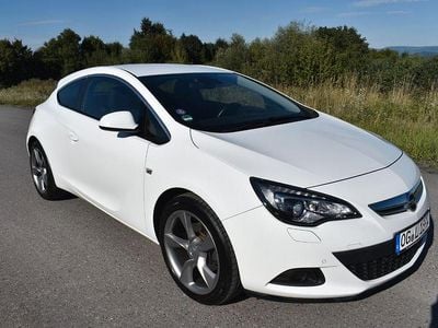 Opel Astra GTC