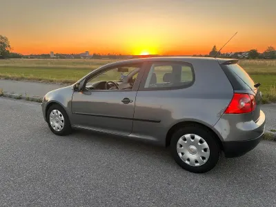 Gebraucht VW Golf V 90 PS (66 kW) 2006 Andere farben Kleinwagen
