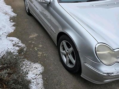 Gebraucht Mercedes C240 170 PS (125 kW) 2003 Silber Kombi