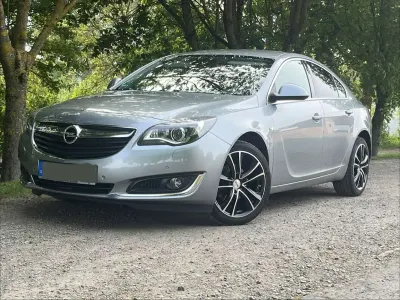 Gebraucht Opel Insignia Innovation 140 PS (102 kW) 2015 Grau Limousine