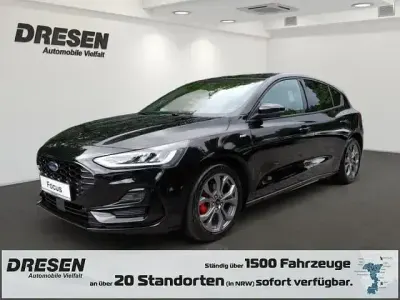 Neu Ford Focus Titanium 155 PS (114 kW) 2026 Schwarz Limousine
