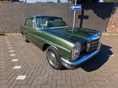 Gebraucht Mercedes W114 185 PS (136 kW) 1972 Grün Coupé