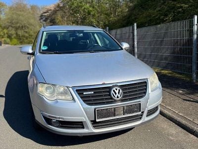Usata VW Passat Comfortline 105 CV (77 kW) 2010 Argento Station wagon