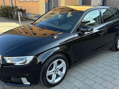 Gebraucht Audi A3 Design 150 PS (110 kW) 2018 Schwarz Limousine