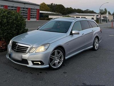 Gebraucht Mercedes E250 AMG line 204 PS (150 kW) 2010 Silber Kombi