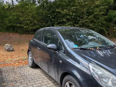 Gebraucht Opel Corsa Edition 69 PS (50 kW) 2012 Schwarz Kleinwagen
