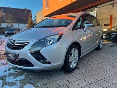 Silber Gebraucht 2016 Opel Zafira Tourer Style Van / Kleinbus | 11.990 € (Fairer Preis)