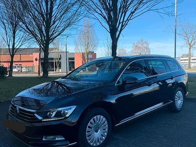 Gebraucht VW Passat Highline 150 PS (110 kW) 2016 Schwarz Kombi