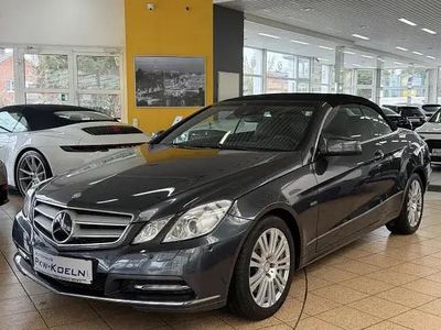 Usata Mercedes E350 231 CV (169 kW) 2011 Grigio Cabrio