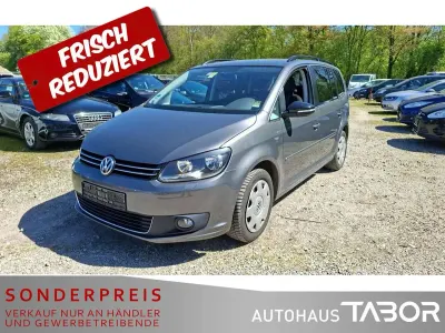 Begagnad VW Touran Match 140 HK (102 kW) 2012 Grå Minibuss