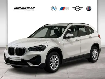 Gebraucht BMW X1 Sport Line 178 PS (130 kW) 2021 Alpinweiß uni SUV
