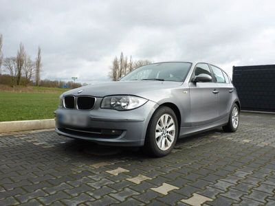 gebraucht BMW 120 d: Klimaaut., Parkhilfe, TÜV - Top Zustand