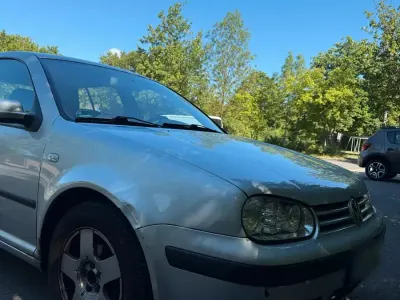 Gebraucht VW Golf IV 105 PS (77 kW) 2001 Silber Limousine