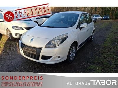 Weiss "nacre" Gebraucht 2011 Renault Scénic III Van / Kleinbus | 2.485 € (Guter Preis)