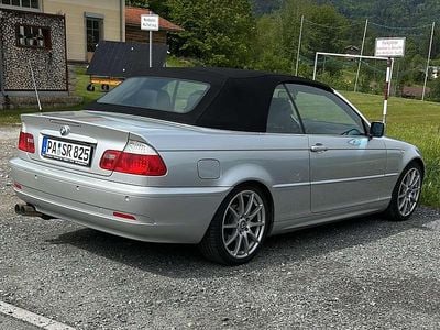 Silber Gebraucht 2004 BMW 318 Cabriolet Cabrio | 10.000 € (Teuer)