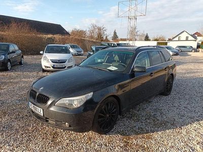 Gebraucht BMW 525 Advantage 177 PS (130 kW) 2006 Schwarz Kombi