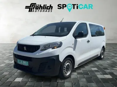 Gebraucht Peugeot Expert S 120 PS (88 kW) 2021 Weiß Van