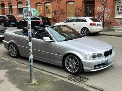 Gebraucht BMW 320 Cabriolet 170 PS (125 kW) 2001 Silber Cabrio