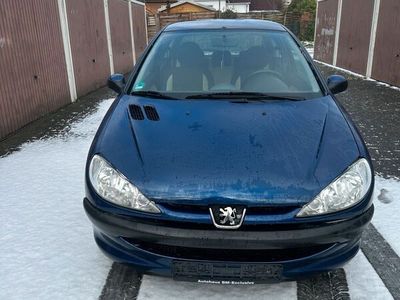 gebraucht Peugeot 206 aus 2. Hand