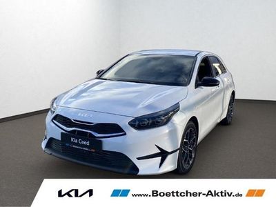 Neu Kia Ceed 101 PS (74 kW) 2025 Weiss Kleinwagen