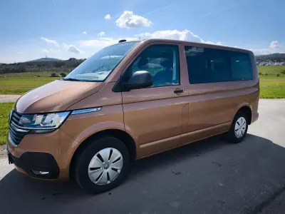 Usata VW Multivan 110 CV (80 kW) 2021 Marrone Monovolume