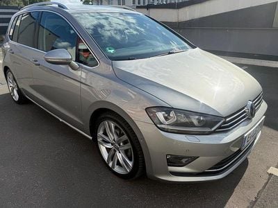 Silber Gebraucht 2014 VW Golf Sportsvan Highline Van / Kleinbus | 11.500 € (Guter Preis)