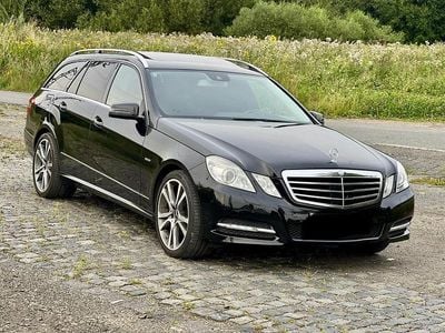 Mercedes E300