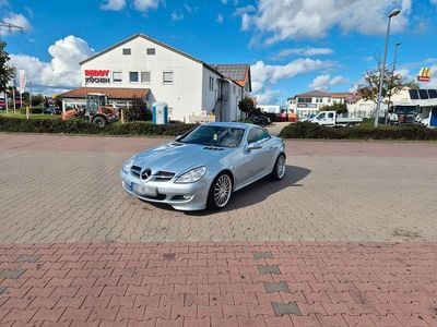 Gebraucht Mercedes SLK280 231 PS (169 kW) 2005 Silber Cabrio