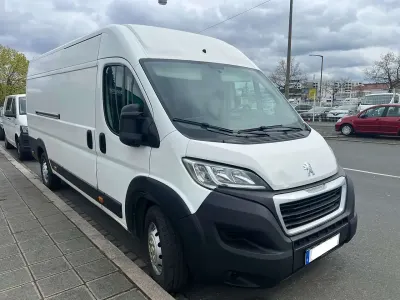 Gebraucht Peugeot Boxer Premium 163 PS (119 kW) 2018 Weiß Van