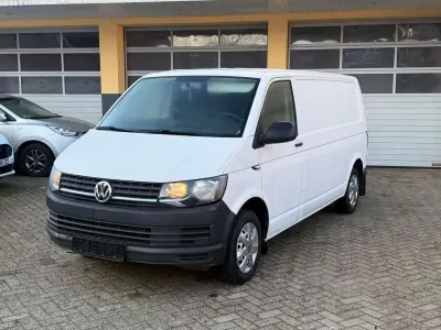 Gebraucht VW Transporter 150 PS (110 kW) 2019 Weiß Van