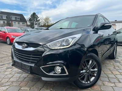 gebraucht Hyundai ix35 1.6B *Edition*Navi*Kamera*SHZ*PDC*Teilleder