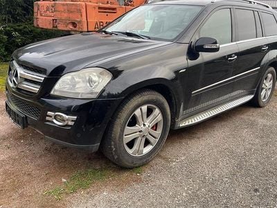 Mercedes GL320