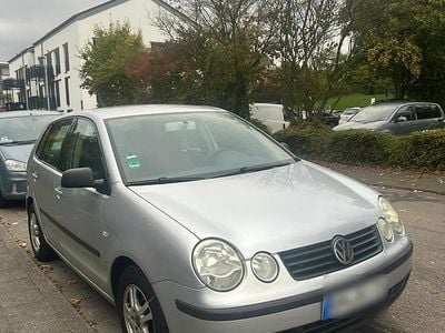 Gebraucht VW Polo 75 PS (55 kW) 2002 Silber Kleinwagen