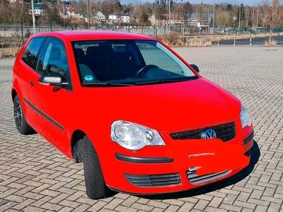 Gebraucht VW Polo 60 PS (44 kW) 2009 Rot Kleinwagen
